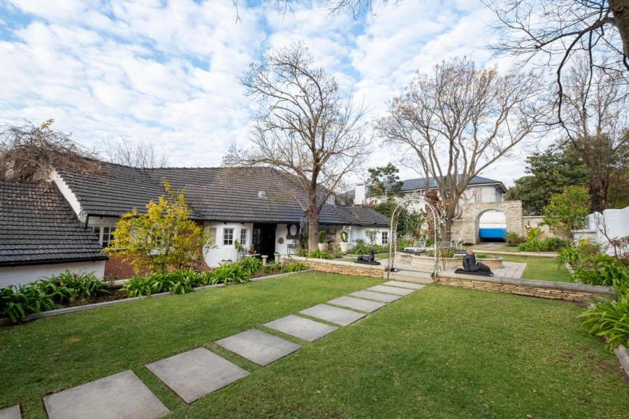 7 Bedroom Property for Sale in Bryanston Gauteng