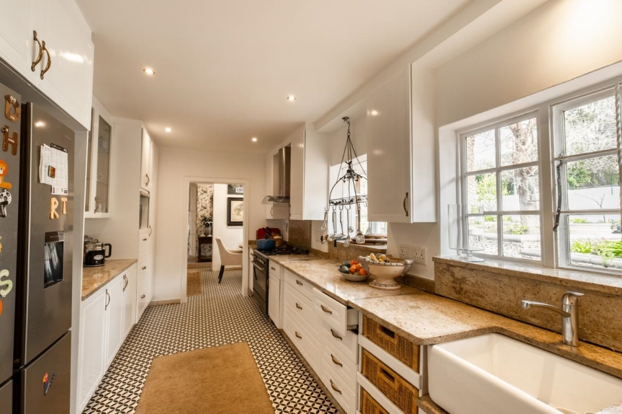 7 Bedroom Property for Sale in Bryanston Gauteng