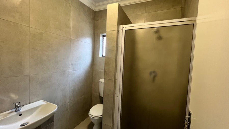 To Let 1 Bedroom Property for Rent in Mondeor Gauteng