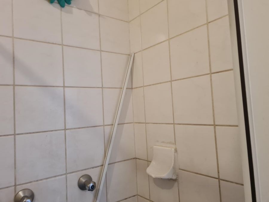2 Bedroom Property for Sale in Comet Gauteng
