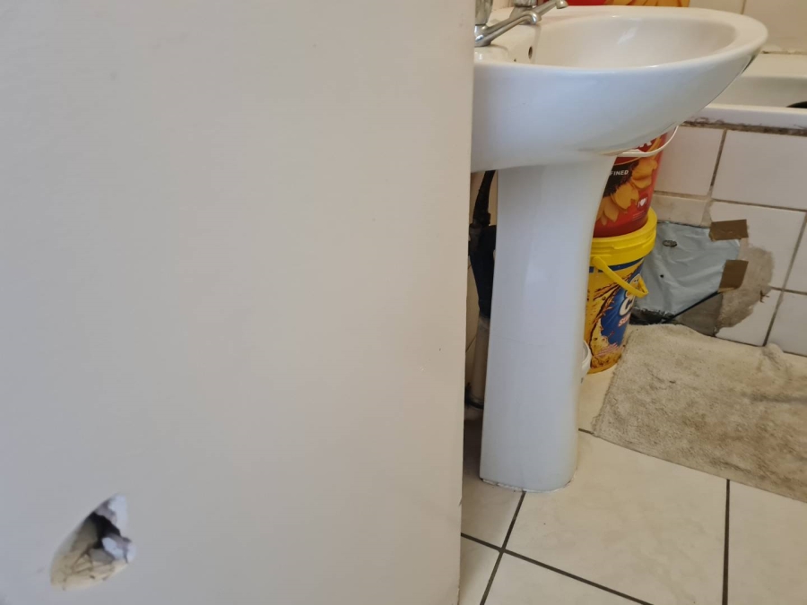 2 Bedroom Property for Sale in Comet Gauteng