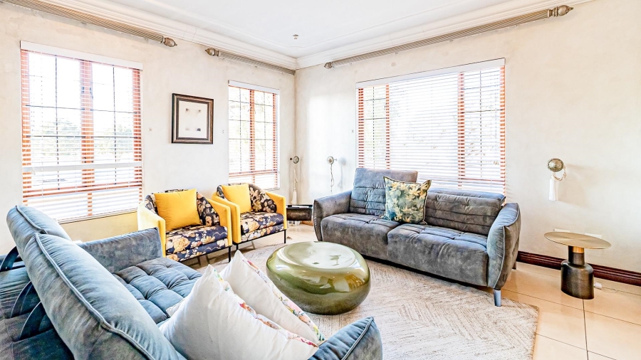 5 Bedroom Property for Sale in Raslouw A H Gauteng