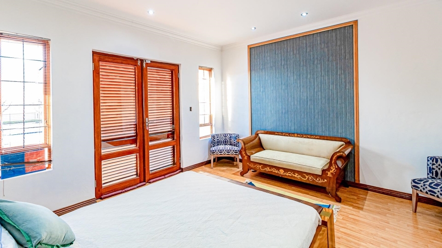 5 Bedroom Property for Sale in Raslouw A H Gauteng