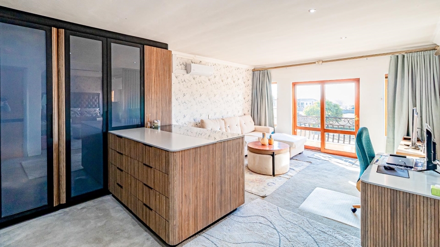 5 Bedroom Property for Sale in Raslouw A H Gauteng
