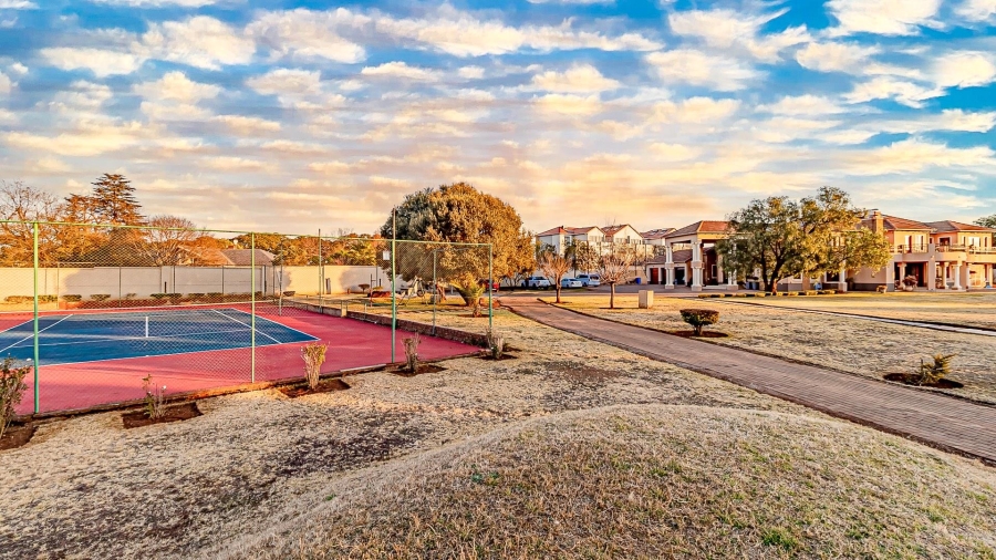 5 Bedroom Property for Sale in Raslouw A H Gauteng