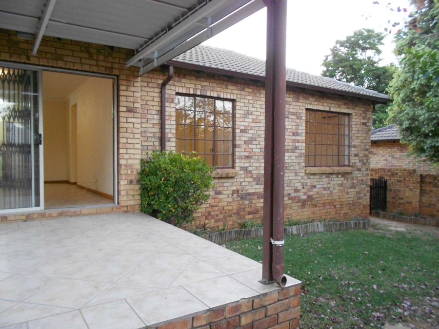 To Let 3 Bedroom Property for Rent in North Riding Gauteng