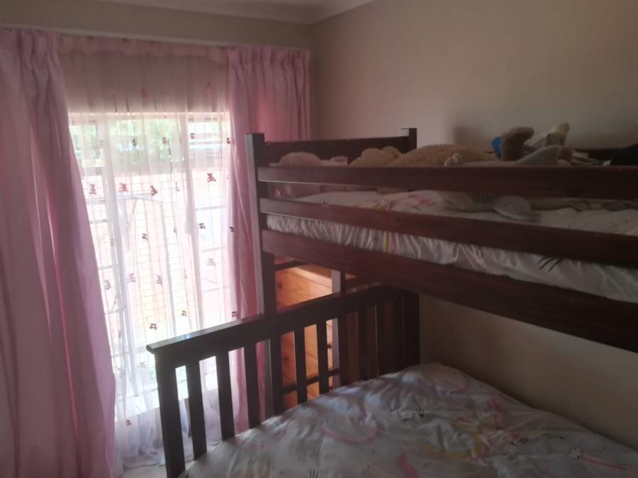 To Let 3 Bedroom Property for Rent in Monavoni Gauteng