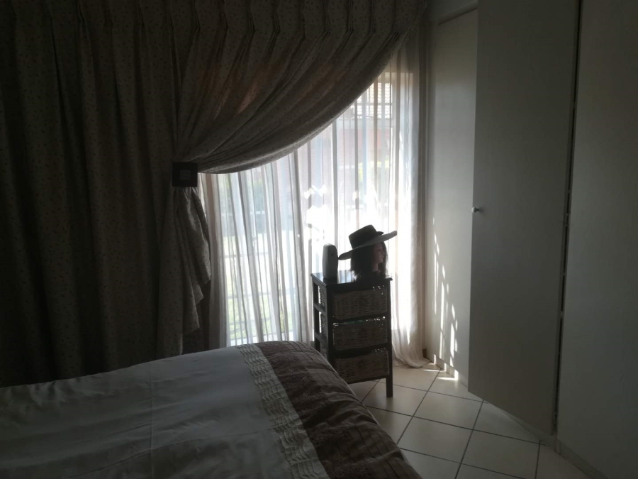 To Let 3 Bedroom Property for Rent in Monavoni Gauteng
