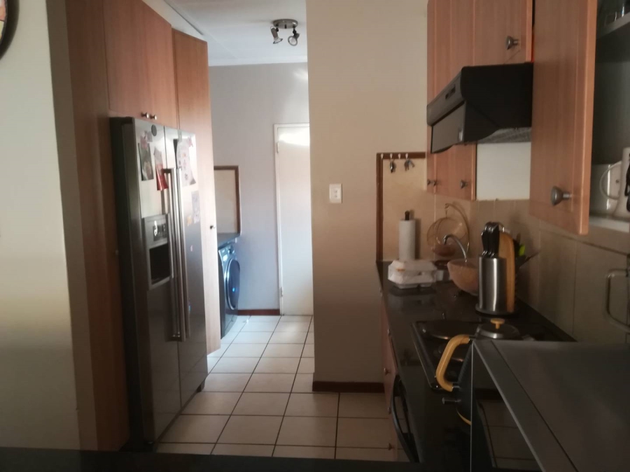 To Let 3 Bedroom Property for Rent in Monavoni Gauteng