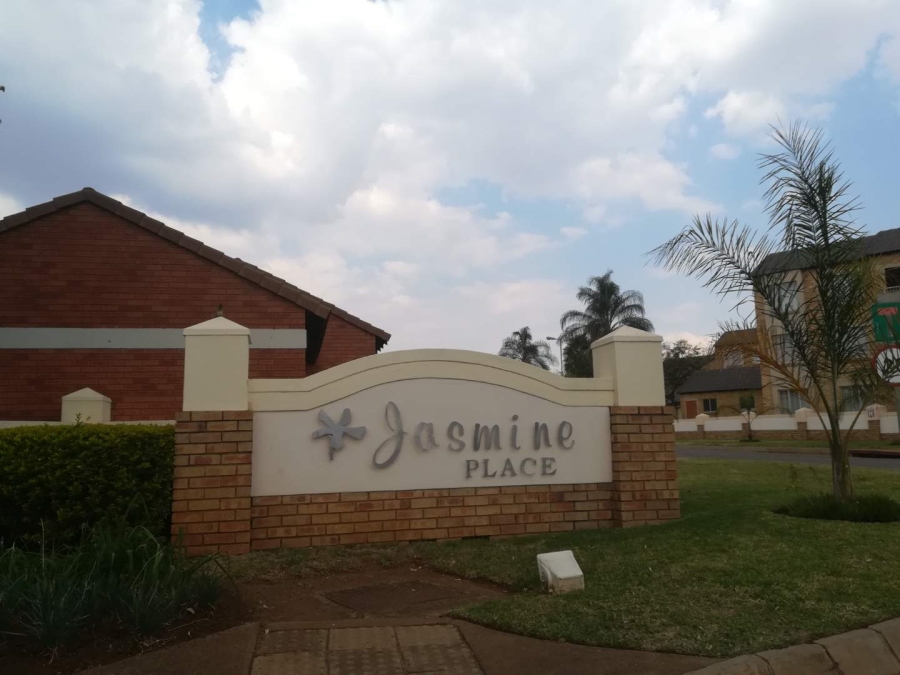 To Let 3 Bedroom Property for Rent in Monavoni Gauteng