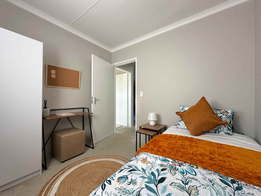 2 Bedroom Property for Sale in Tanganani Gauteng