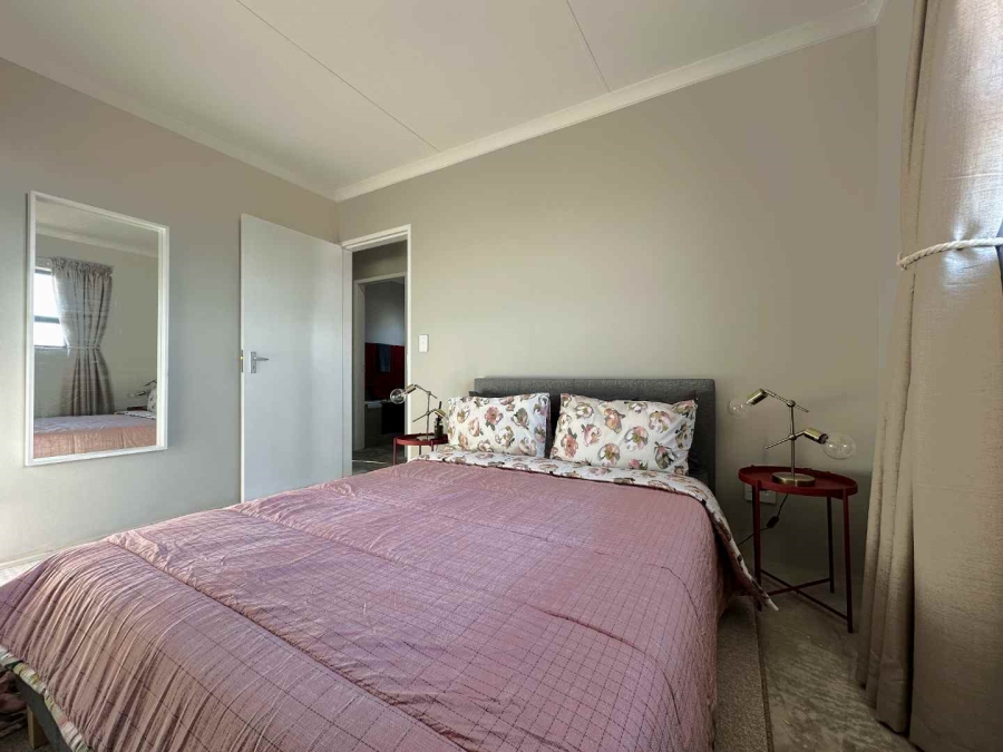 2 Bedroom Property for Sale in Tanganani Gauteng