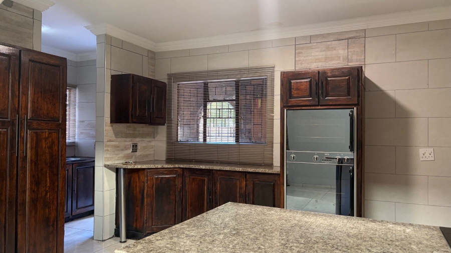 To Let 3 Bedroom Property for Rent in Klippoortje Gauteng