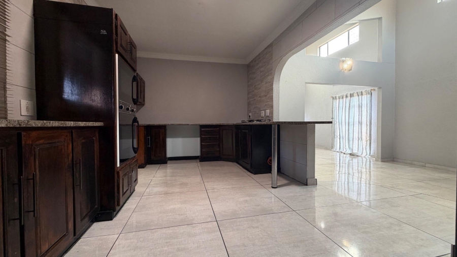 To Let 3 Bedroom Property for Rent in Klippoortje Gauteng