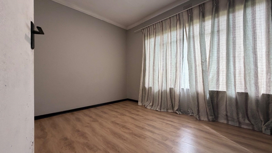 To Let 3 Bedroom Property for Rent in Klippoortje Gauteng