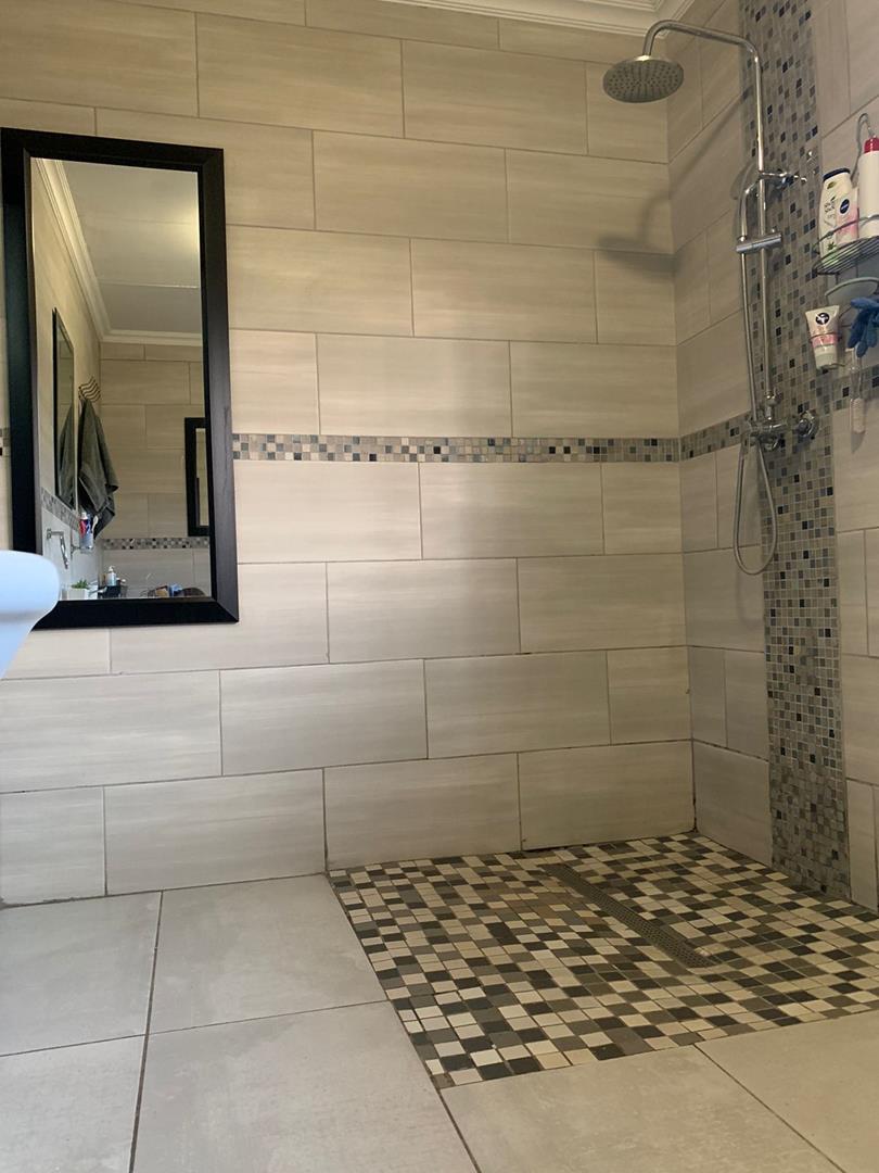 To Let 3 Bedroom Property for Rent in Klippoortje Gauteng