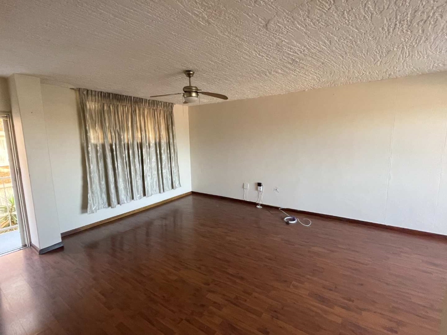 2 Bedroom Property for Sale in Silverton Gauteng