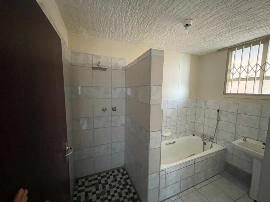 2 Bedroom Property for Sale in Silverton Gauteng