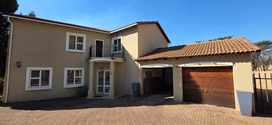 4 Bedroom Property for Sale in Six Fountains Residential Estate Gauteng
