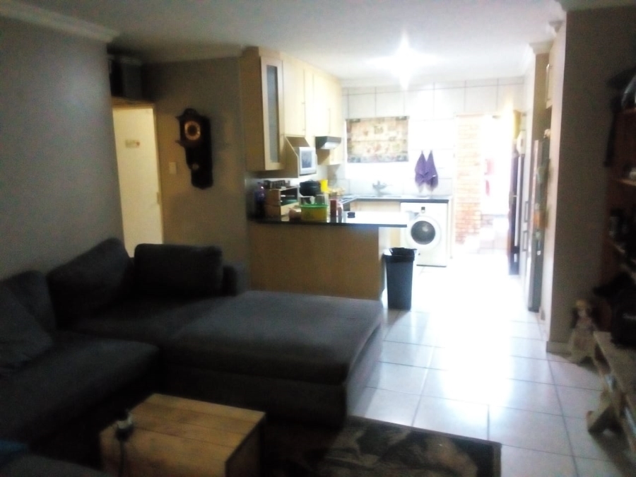 2 Bedroom Property for Sale in Nimrod Park Gauteng