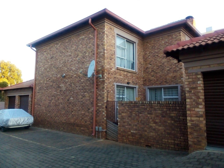 2 Bedroom Property for Sale in Nimrod Park Gauteng