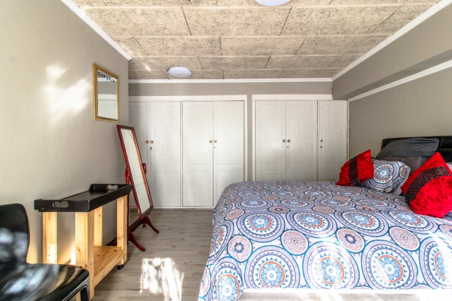 4 Bedroom Property for Sale in Alberante Gauteng