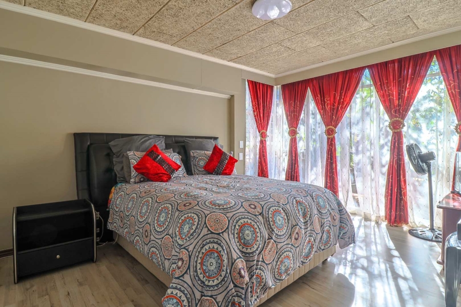 4 Bedroom Property for Sale in Alberante Gauteng