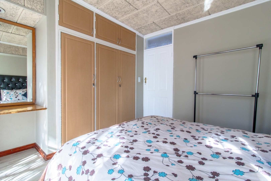 4 Bedroom Property for Sale in Alberante Gauteng