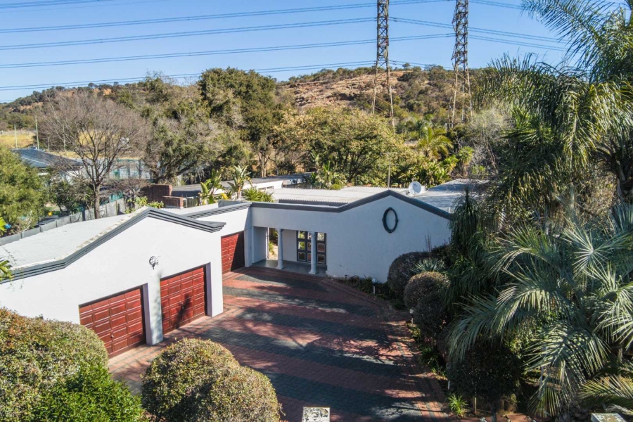 4 Bedroom Property for Sale in Alberante Gauteng