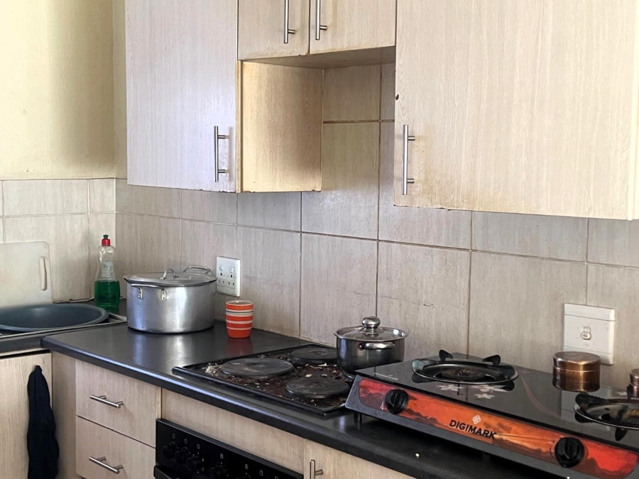 2 Bedroom Property for Sale in Rosettenville Gauteng