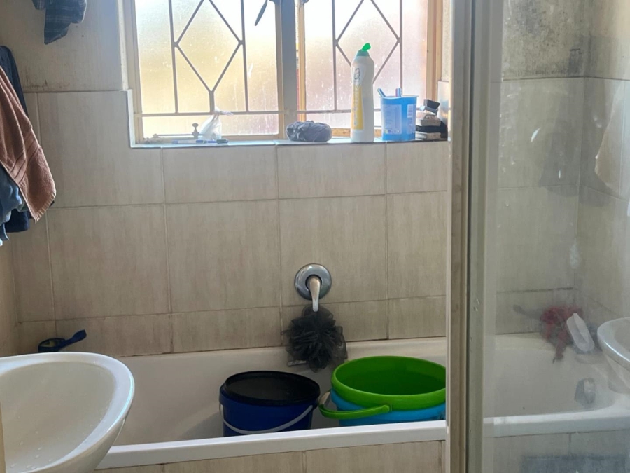 2 Bedroom Property for Sale in Rosettenville Gauteng