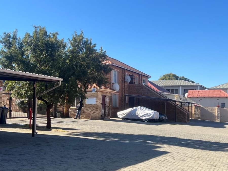 2 Bedroom Property for Sale in Rosettenville Gauteng