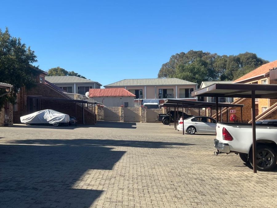 2 Bedroom Property for Sale in Rosettenville Gauteng