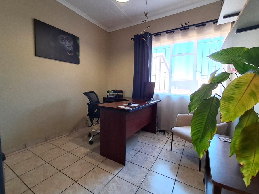 3 Bedroom Property for Sale in Brackenhurst Gauteng