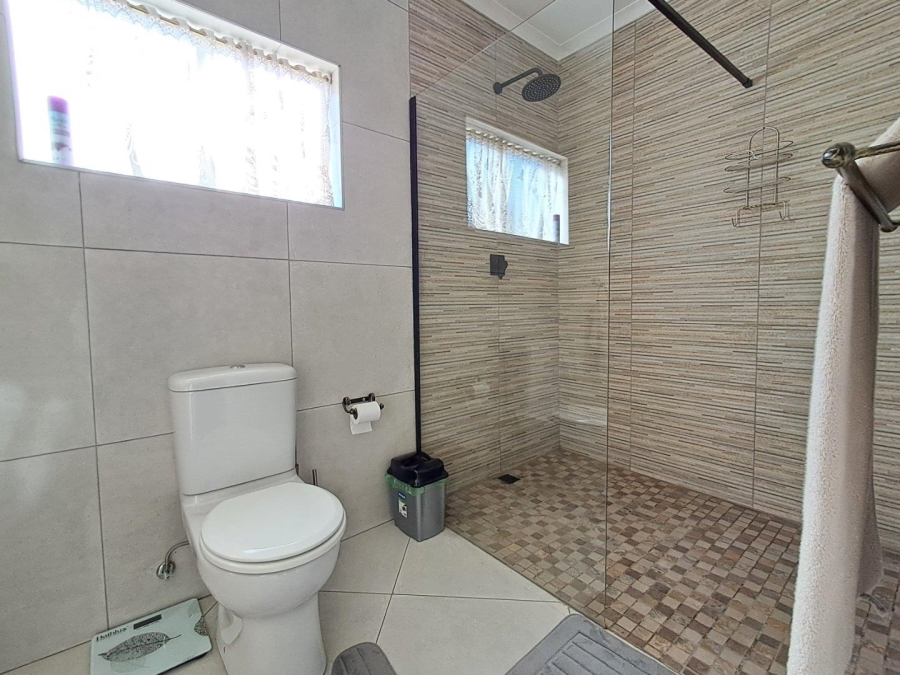3 Bedroom Property for Sale in Brackenhurst Gauteng