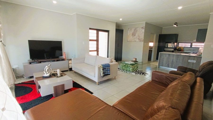 4 Bedroom Property for Sale in Amberfield Gauteng