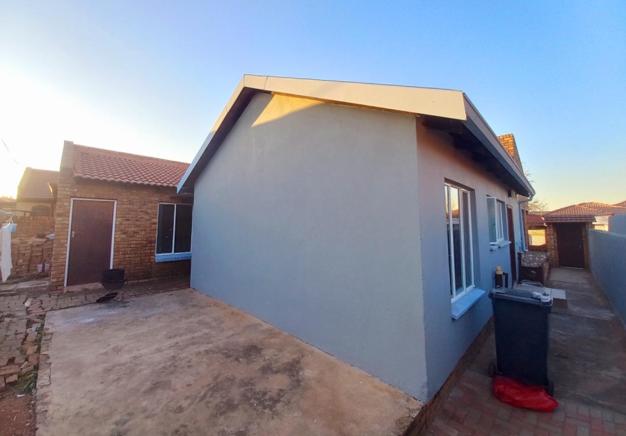 5 Bedroom Property for Sale in Danville Gauteng