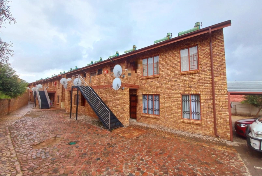 2 Bedroom Property for Sale in Danville Gauteng