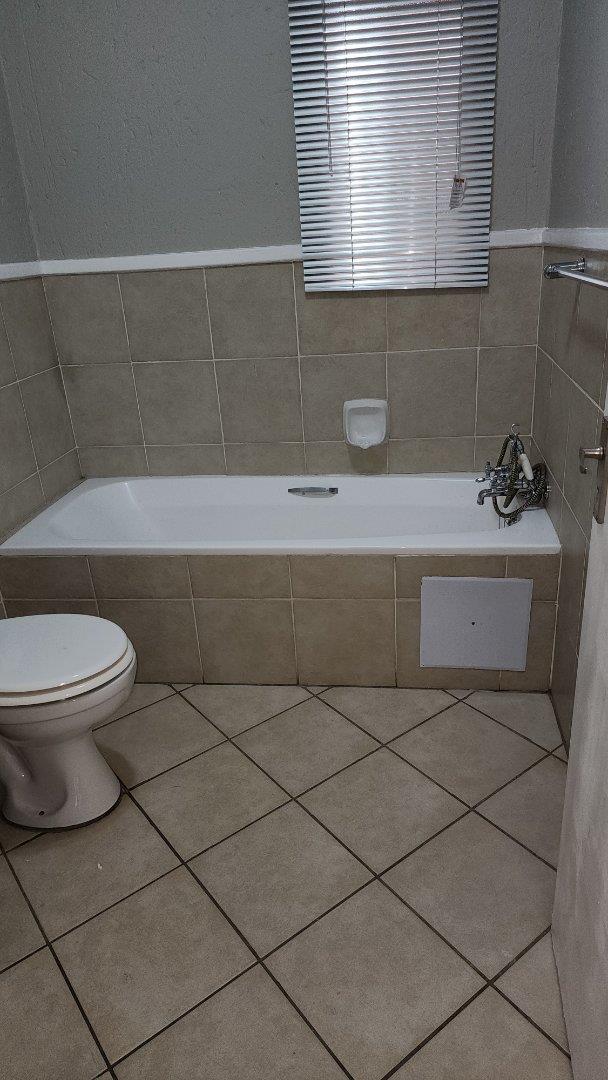 To Let 2 Bedroom Property for Rent in Morningside Gauteng