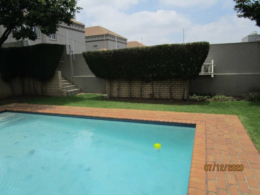 To Let 2 Bedroom Property for Rent in Morningside Gauteng
