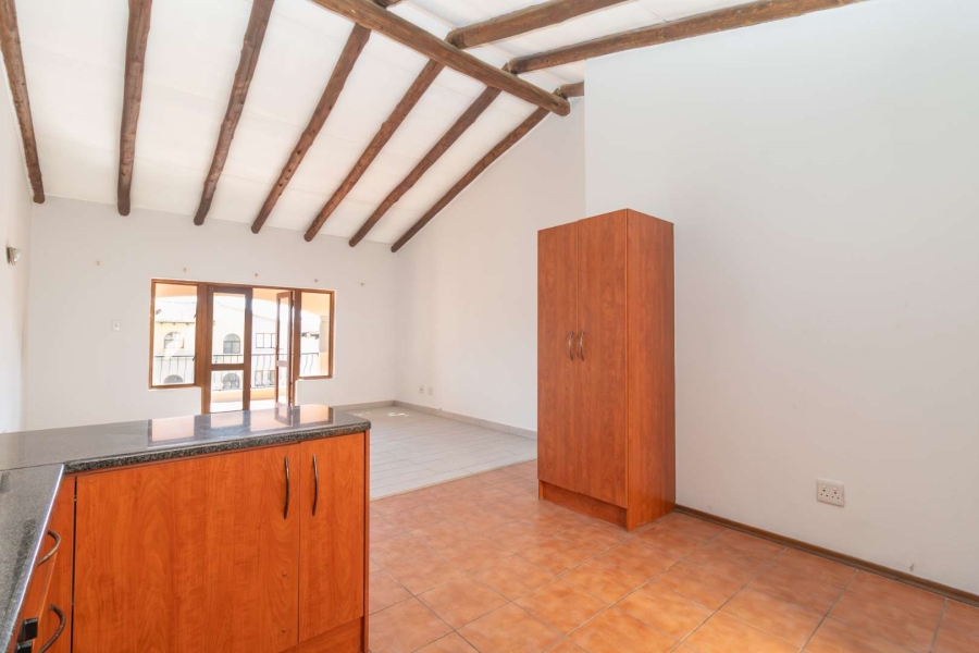 1 Bedroom Property for Sale in North Riding Gauteng
