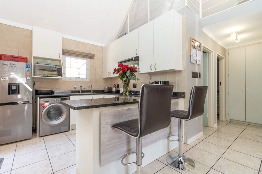2 Bedroom Property for Sale in Bromhof Gauteng