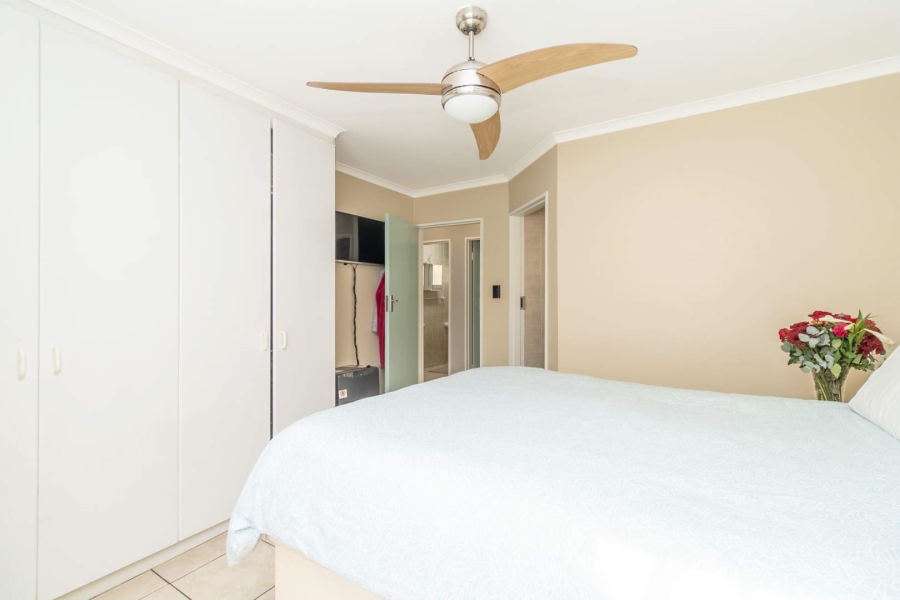 2 Bedroom Property for Sale in Bromhof Gauteng