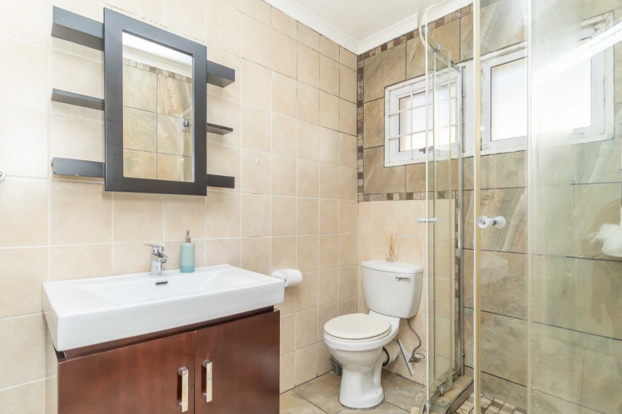 2 Bedroom Property for Sale in Bromhof Gauteng
