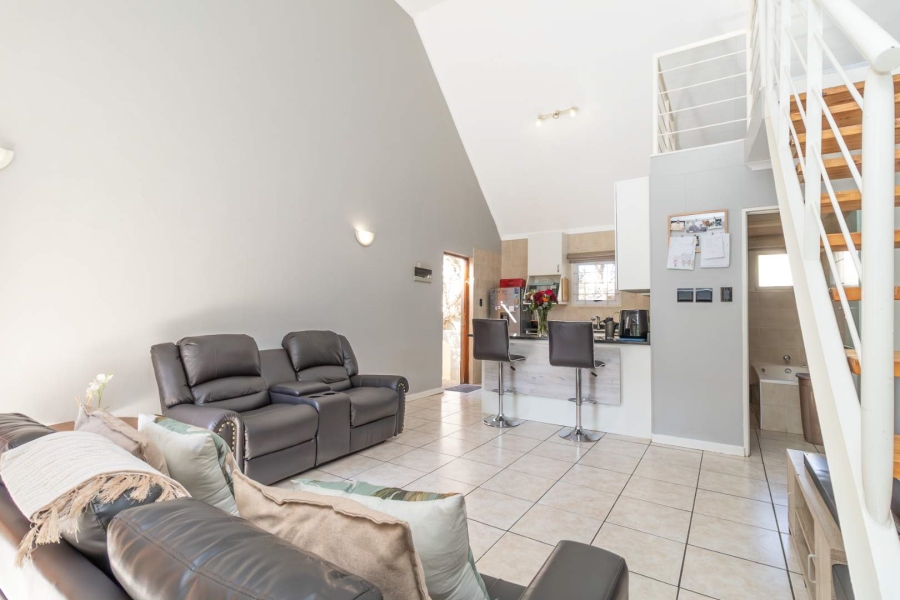 2 Bedroom Property for Sale in Bromhof Gauteng