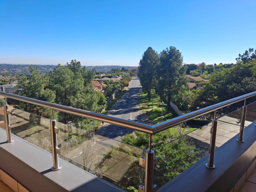 To Let 3 Bedroom Property for Rent in Morningside Gauteng