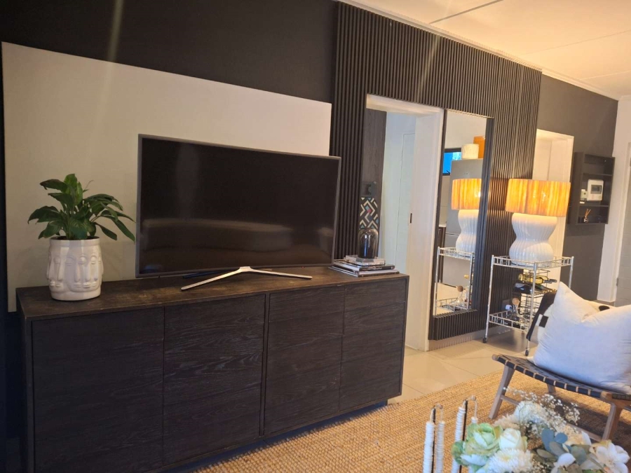 To Let 2 Bedroom Property for Rent in Morningside Gauteng