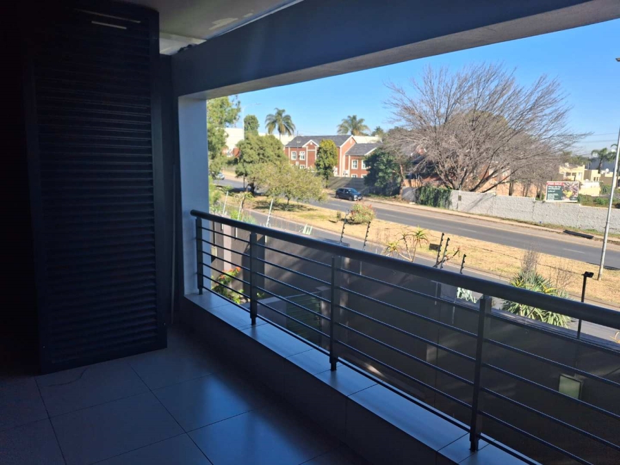 To Let 2 Bedroom Property for Rent in Morningside Gauteng
