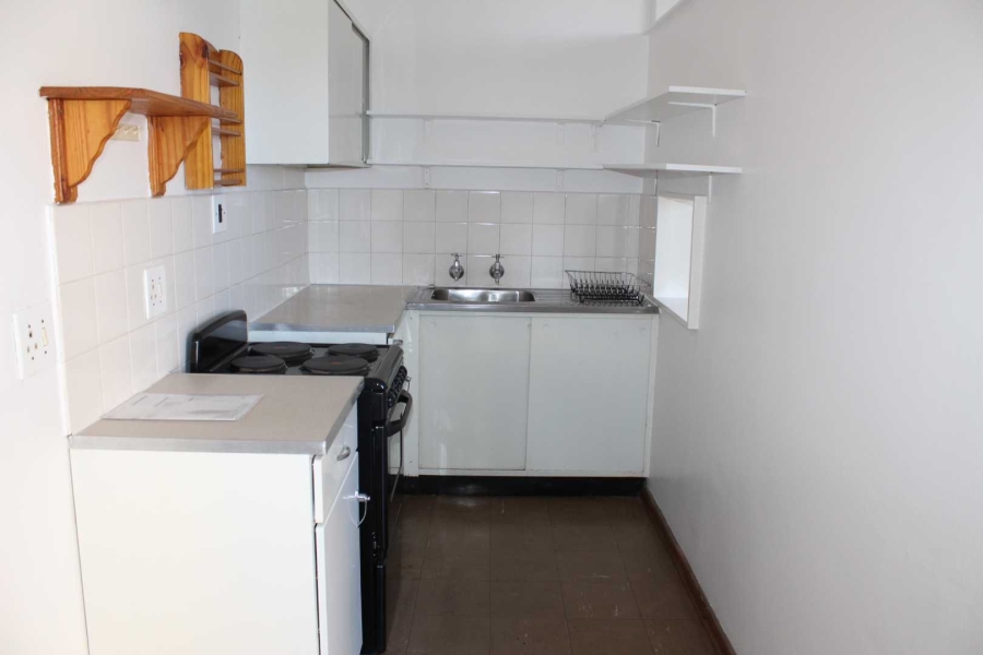 To Let 1 Bedroom Property for Rent in La Montagne Gauteng