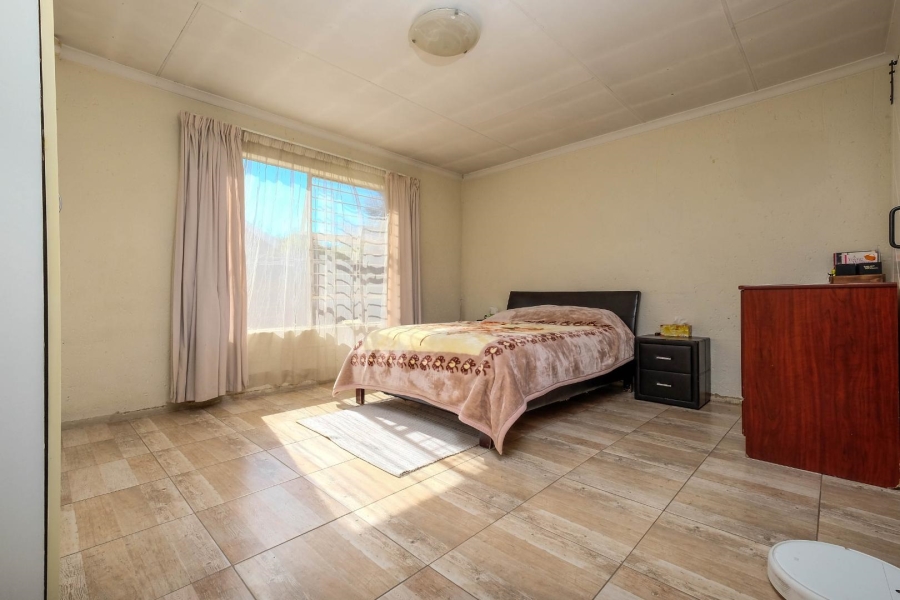 4 Bedroom Property for Sale in Buccleuch Gauteng